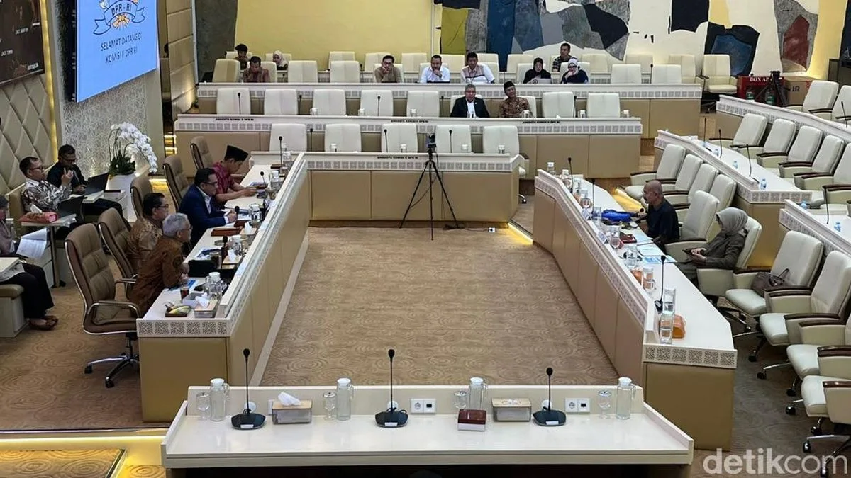 Komisi II DPR Kirim DIM RUU Pemilu ke Ketua Umum Partai, Pembahasan Resmi Masih Tertunda