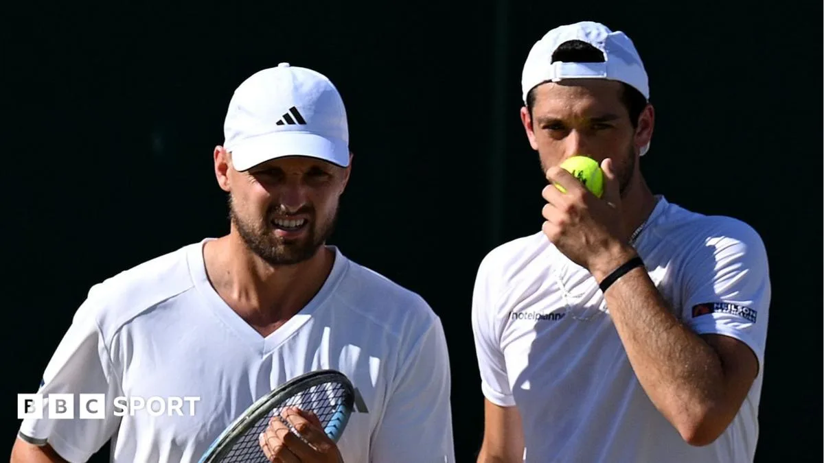 Gagal Pertahankan Gelar, Ganda Putra Inggris Tersingkir di Perempat Final Wimbledon