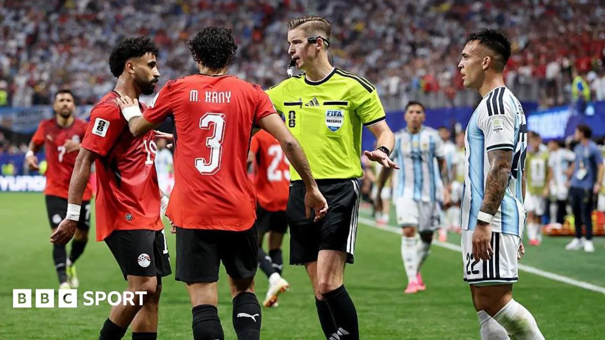 Bentrok Wasit vs Mesir: Collina Bantah Tuduhan Kecurangan di Piala Dunia