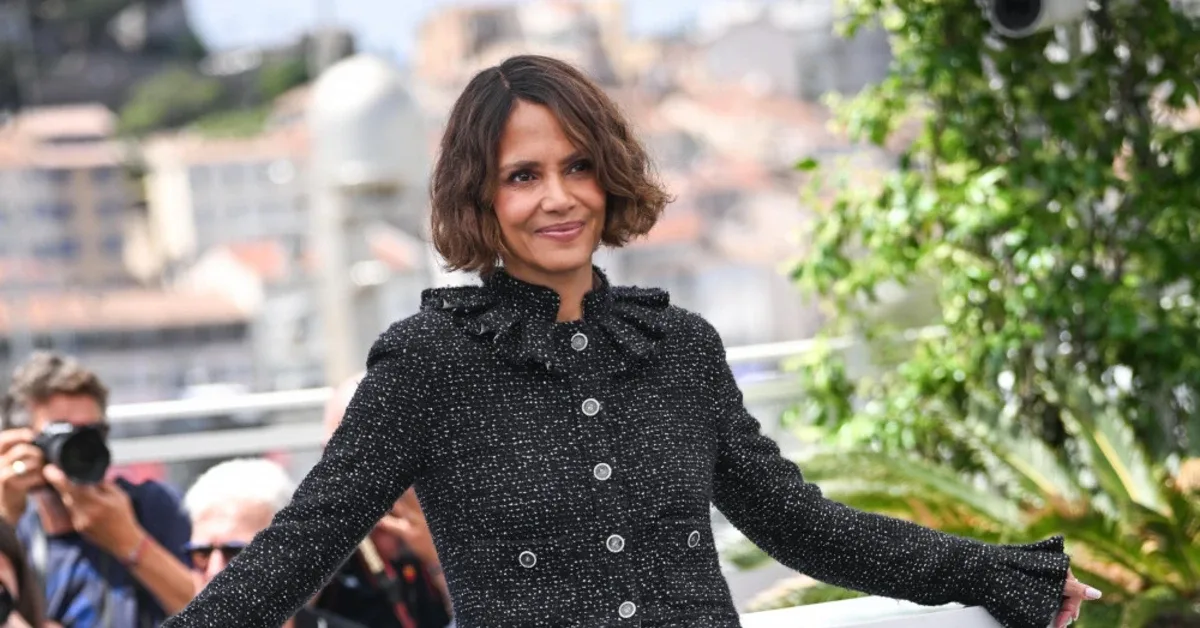 Halle Berry Luncurkan Gel Vagina untuk Atasi Kekeringan saat Menopause: 'Seperti Viagra untuk Wanita'