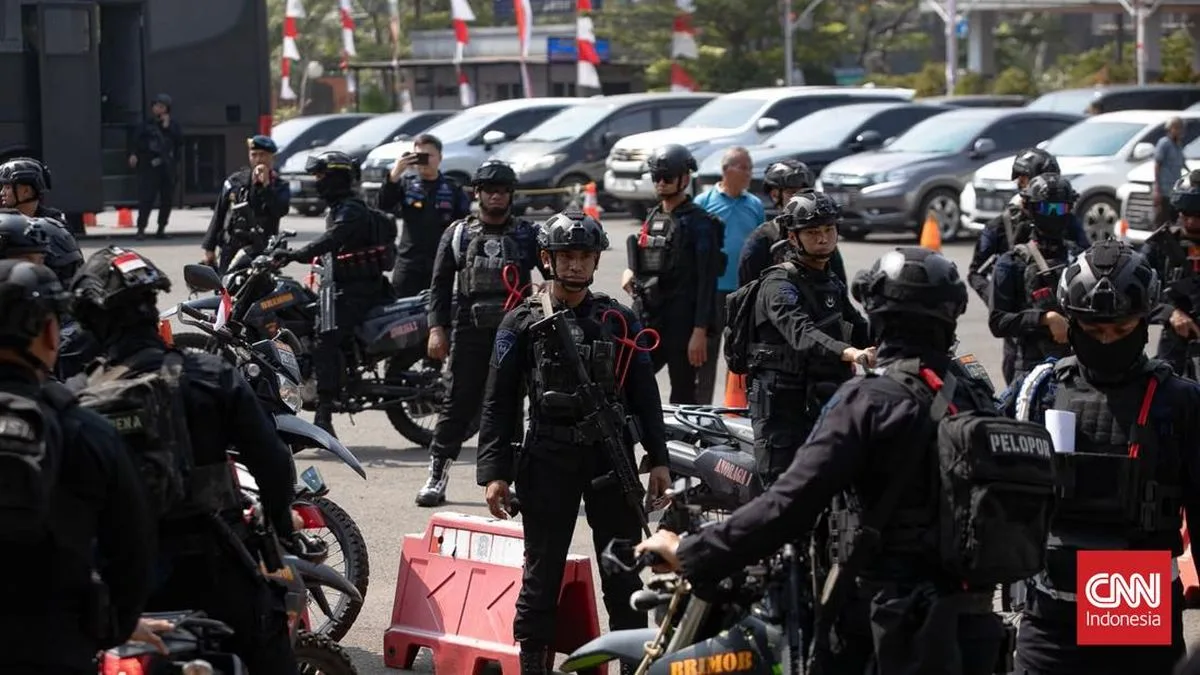 Bantahan TNI dan Kejagung: Tak Ada Personel Berseragam di Polda Metro Jaya