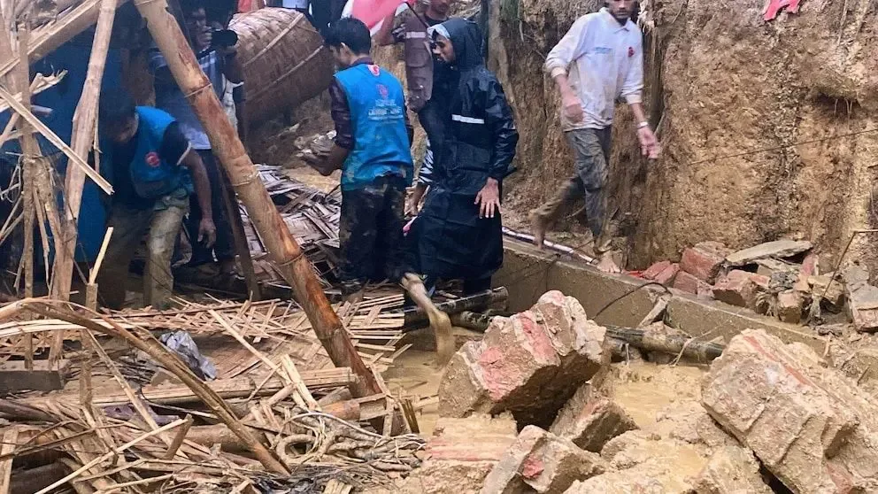 Longsor Tewaskan 13 Pengungsi Rohingya di Bangladesh, Evakuasi Massal Dipercepat