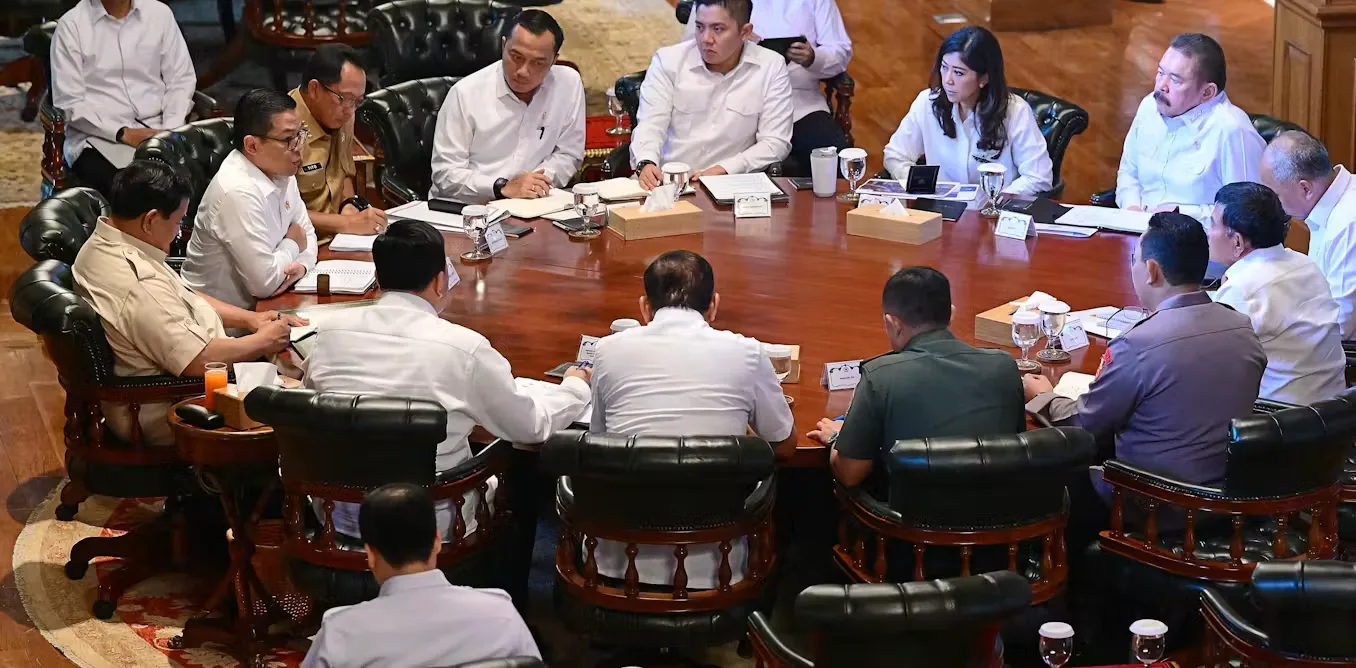 Krisis Penasihat di Istana: Mengapa Presiden Butuh 'Brain Trust' yang Berani Berkata Tidak