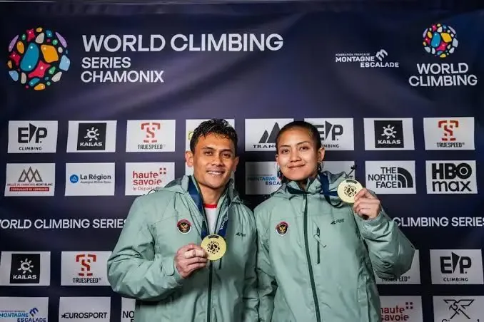 Indonesia Sapu Bersih Gelar Panjat Tebing Kecepatan di Chamonix, Desak dan Veddriq Tampil Gemilang