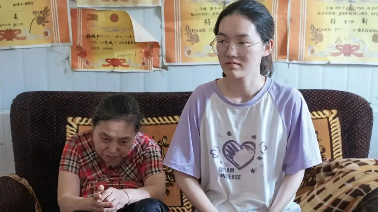 Kisah Han Yaping: Siswi Miskin Raih Nilai Sempurna di Gaokao, Tolak Bantuan Live-Streamer