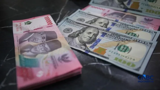 Rupiah Jeblok ke Rp18.100, Terseret Konflik Iran-AS dan Ekspektasi Suku Bunga The Fed