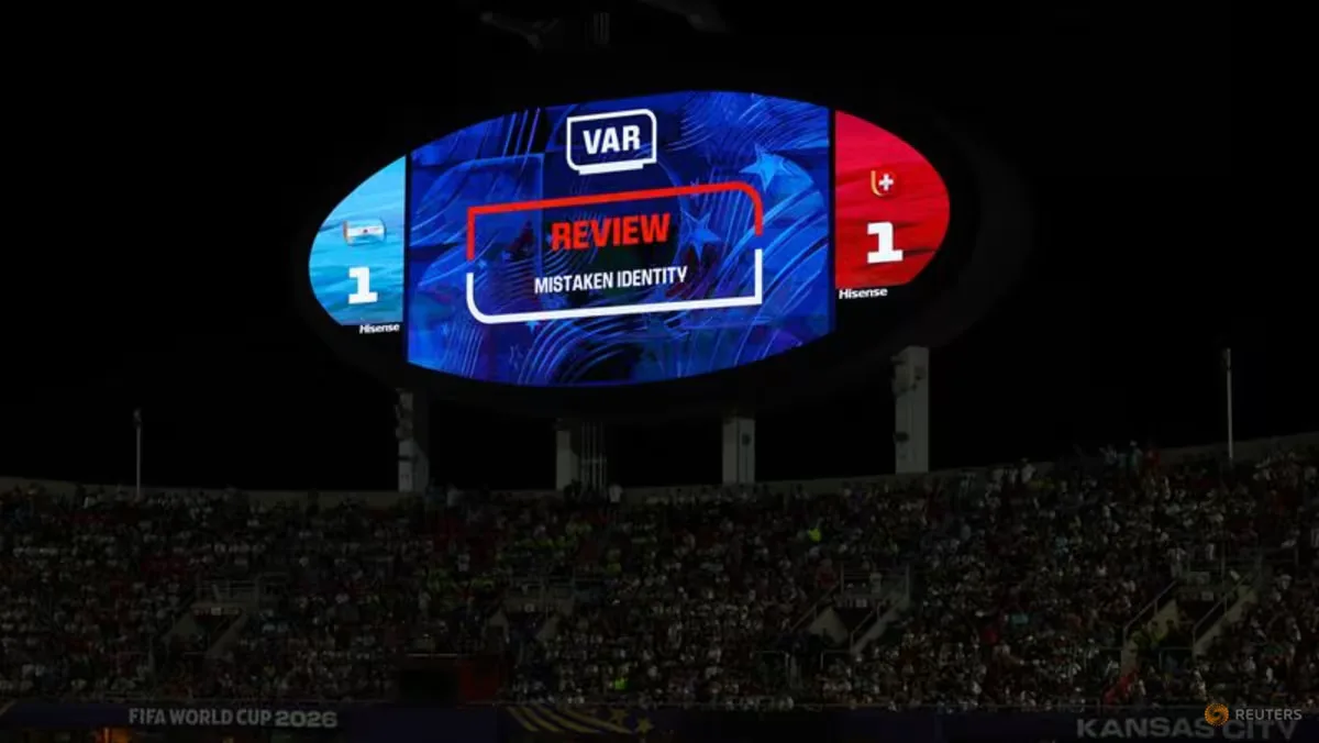 VAR di Piala Dunia: Kontroversi 'VARgentina' dan Kepercayaan Publik yang Tergerus