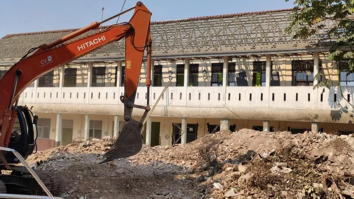 Bangunan Bersejarah SDN Pondok Cina 1 Depok Diratakan, Proyek Rumah Kreatif Anak Istimewa Jadi Pengganti