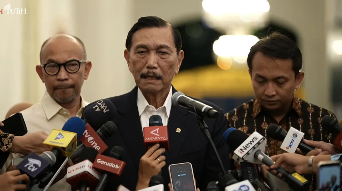 Prabowo Panggil Luhut dan Jajaran DEN ke Hambalang: Bahas Ekonomi dan Transformasi Digital