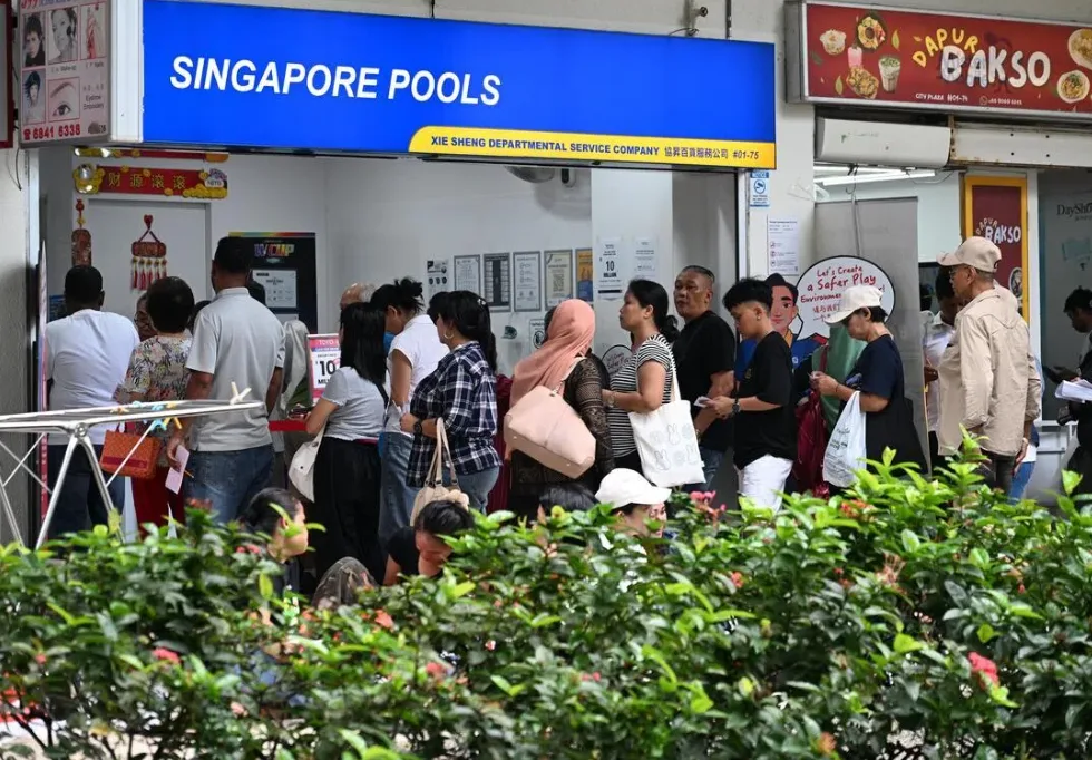 Dua Pemburu Keberuntungan Raup Rp70 Miliar dari Toto Singapura