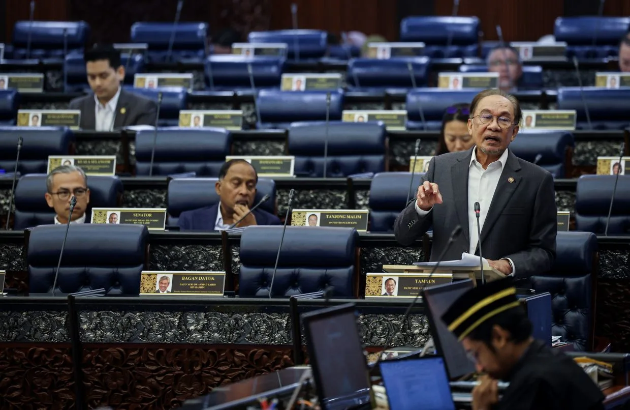 Anwar Ibrahim Tepis Desakan Bubarkan Parlemen: Rakyat Butuh Stabilitas, Bukan Politik Terus-Menerus