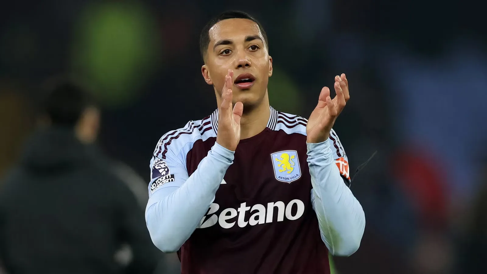 Gabriel Sara: Jawaban Aston Villa untuk Kepergian Tielemans?