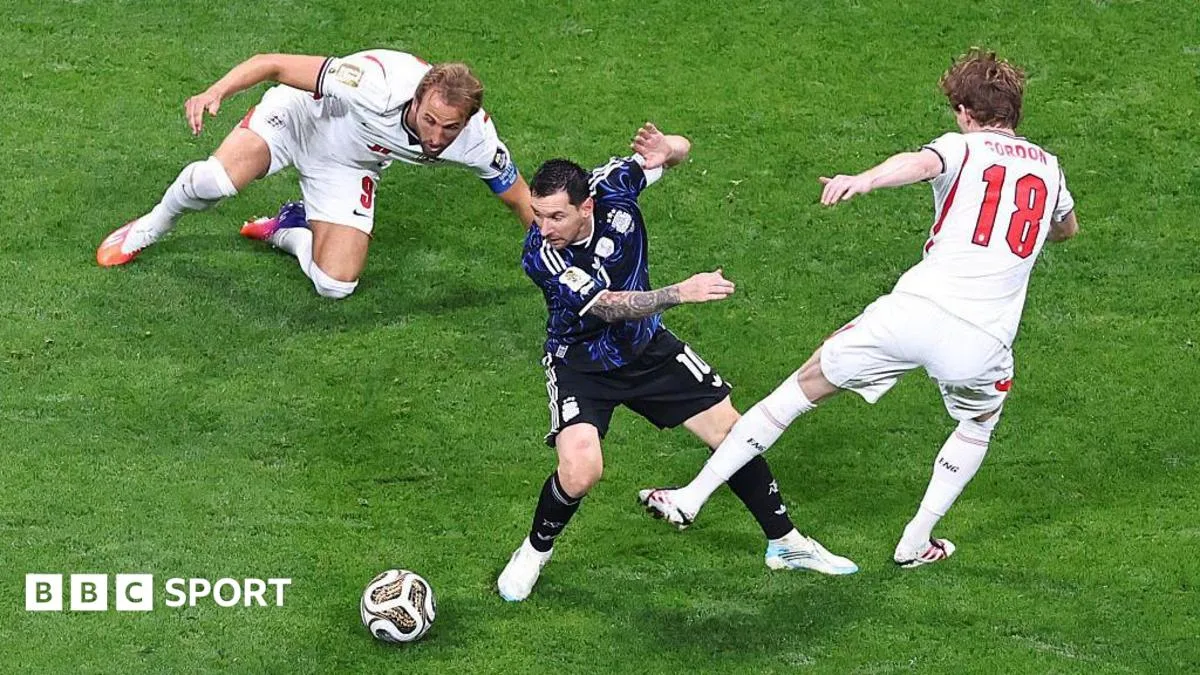 Messi Sang Pelatih Lapangan: Bagaimana Veteran 39 Tahun Membongkar Pertahanan Inggris