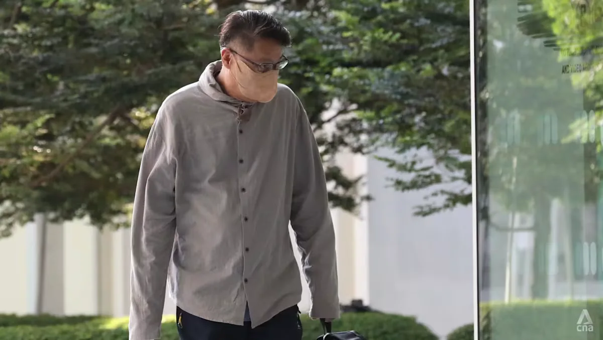 Gangguan Jiwa Tak Halangi Aksi Membahayakan: Warga Singapura Tembak Burung Gagak dengan Crossbow Rakitan