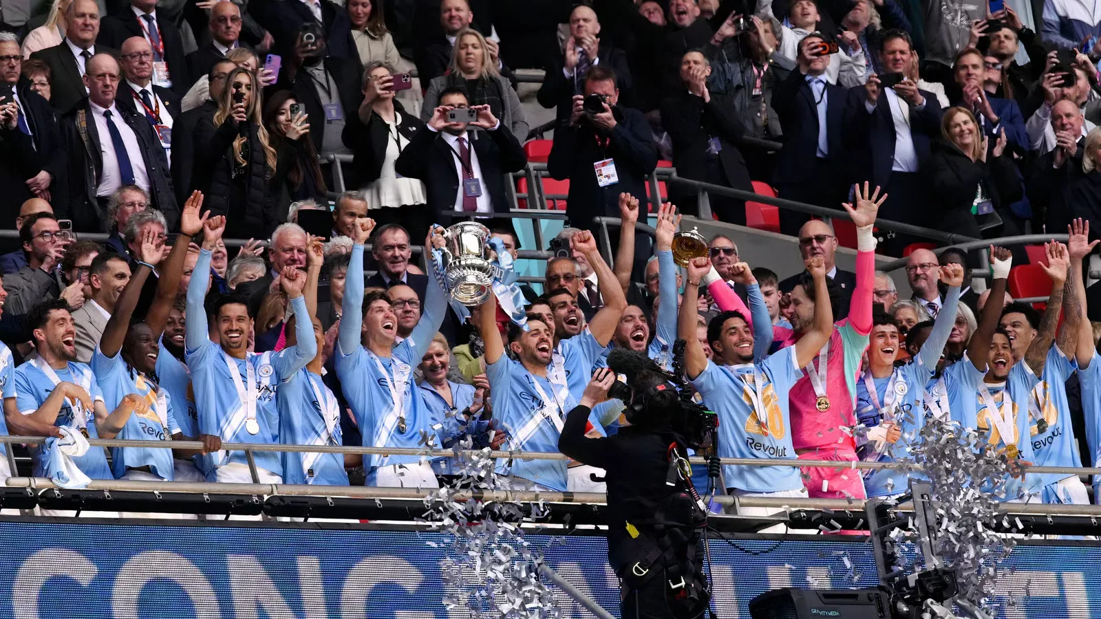 Everton Siapkan Dana Besar untuk Rekrut Bintang Muda Manchester City