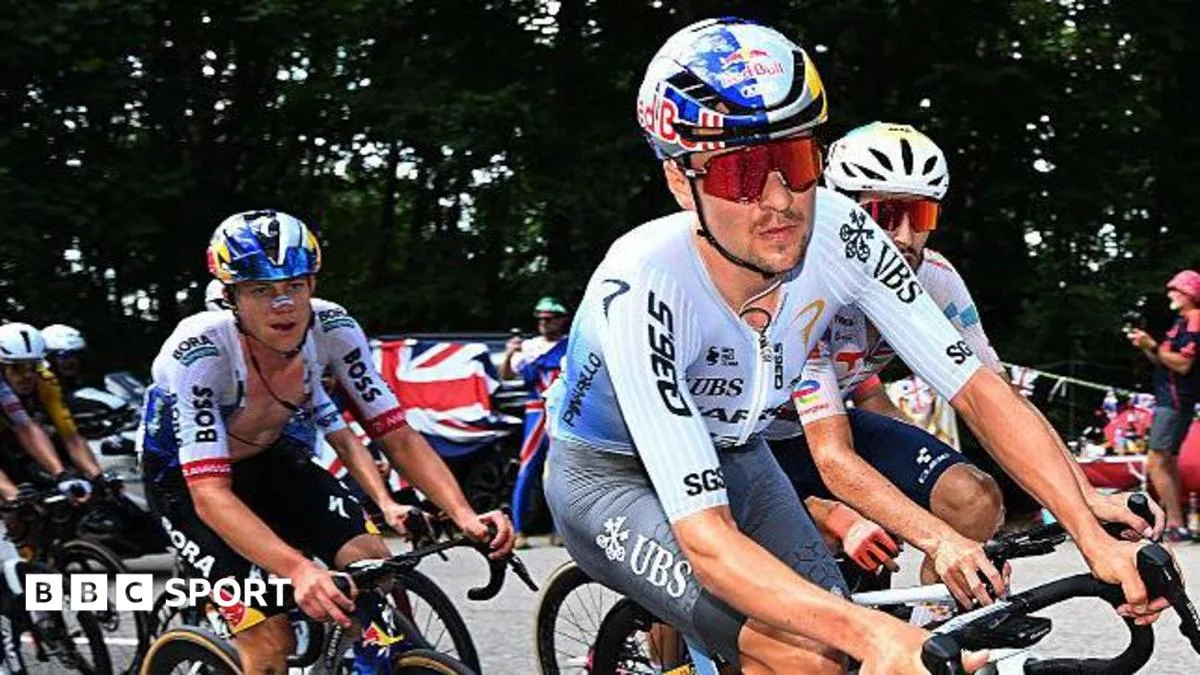 Pidcock Melesat ke Peringkat Empat Usai Aksi Brilian di Etape 13 Tour de France
