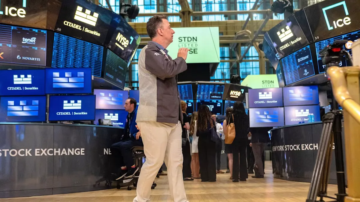 Wall Street Terpuruk: Saham Chip Anjlok, Kekhawatiran AI Meluas