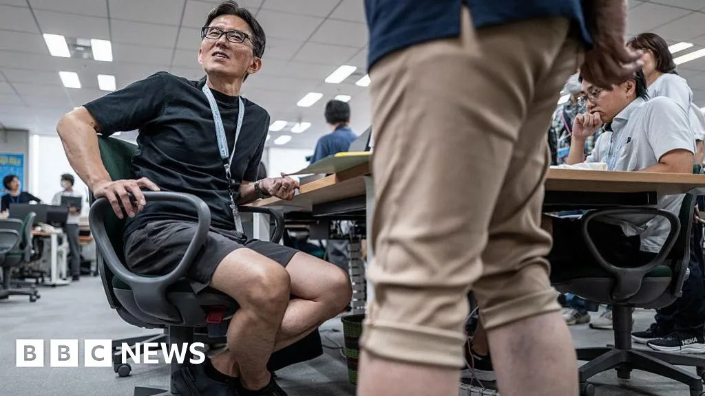 Celana Pendek ke Kantor di Tokyo: Antara Kenyamanan dan Kontroversi 'Leg Hair Harassment'