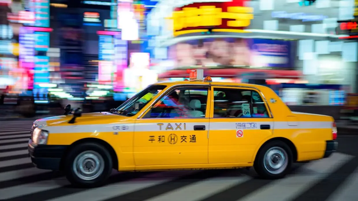 Modus Baru Taksi Ilegal di Tokyo: Sewa Plat Hijau untuk Angkut Turis China