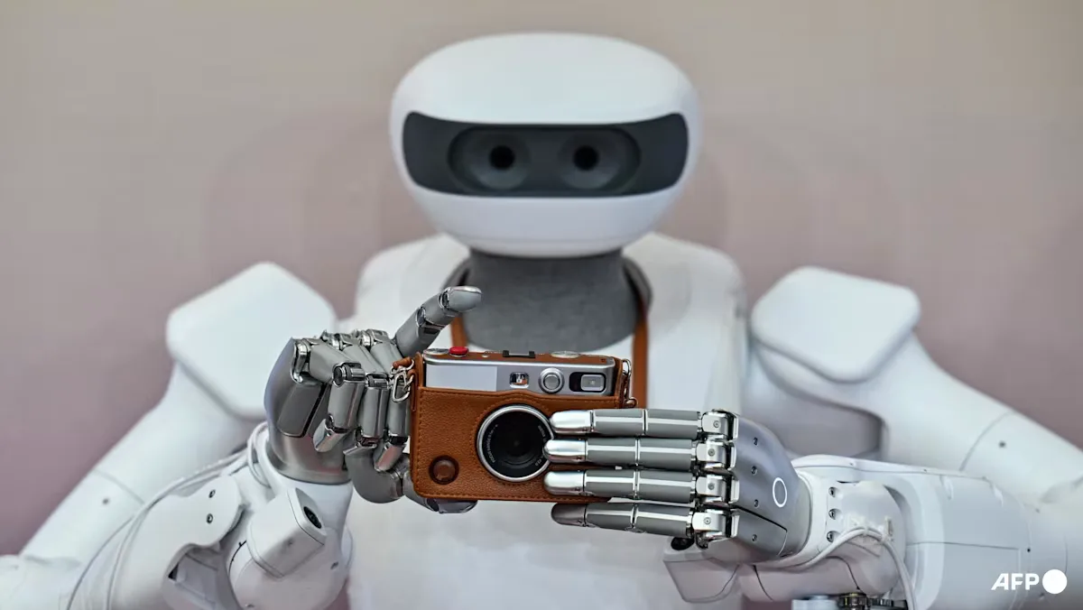 Perang Dagang Robot Humanoid: Beijing Tuding Washington Halangi Industri Dalam Negeri