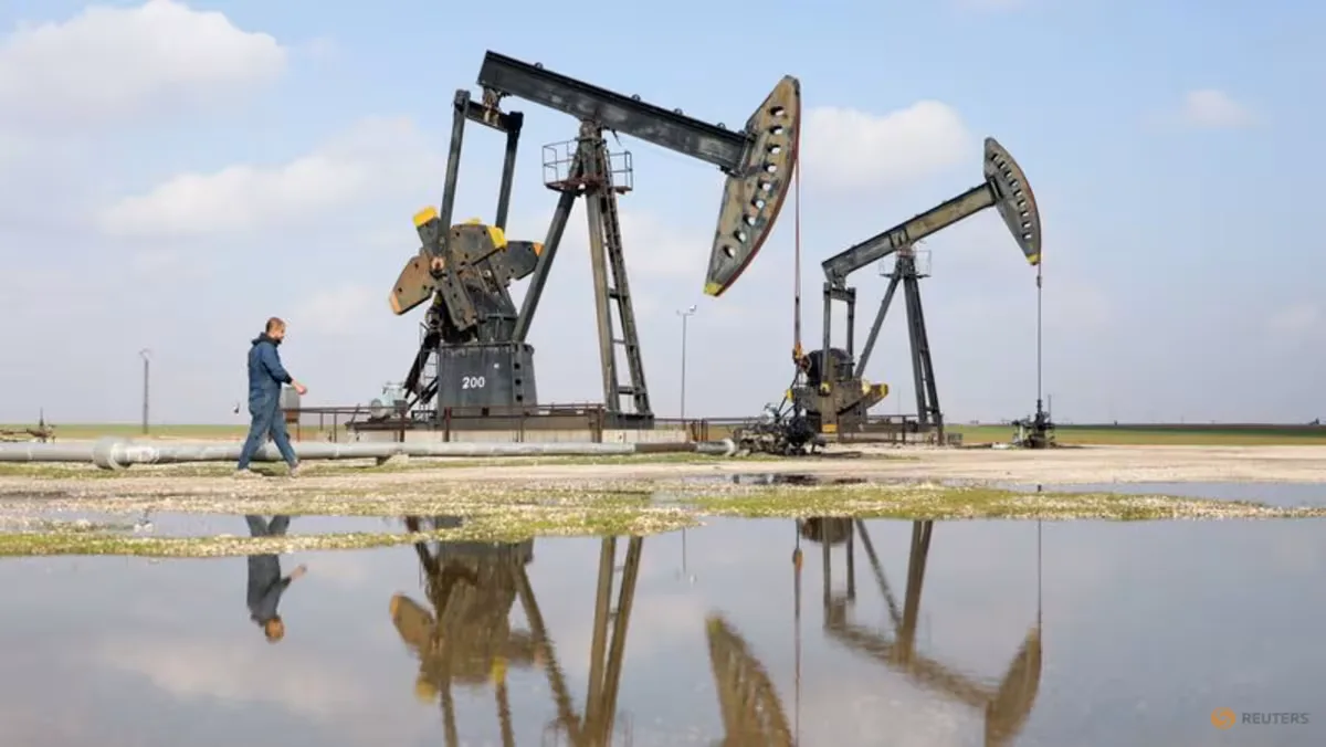 Harga Minyak Turun Tipis, tapi Risiko Geopolitik Timur Tengah Masih Menghantui Pasar