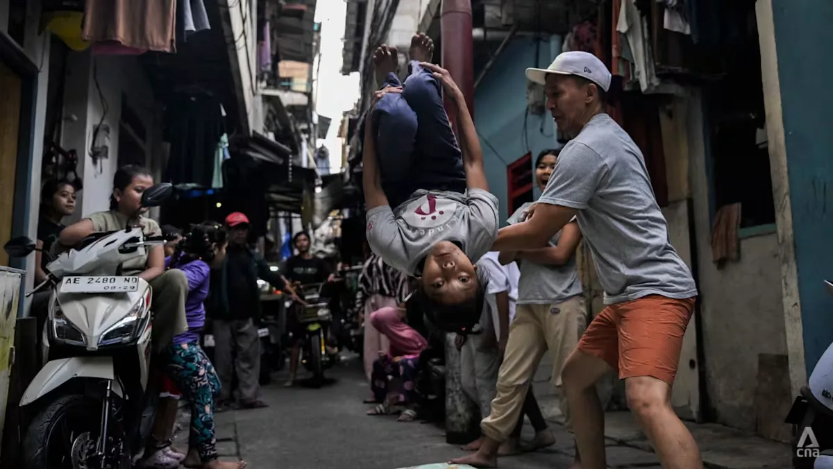 Gang Sempit Penjaringan Melahirkan Jawara Senam Nasional: Kisah Indosalto yang Menembus Keterbatasan
