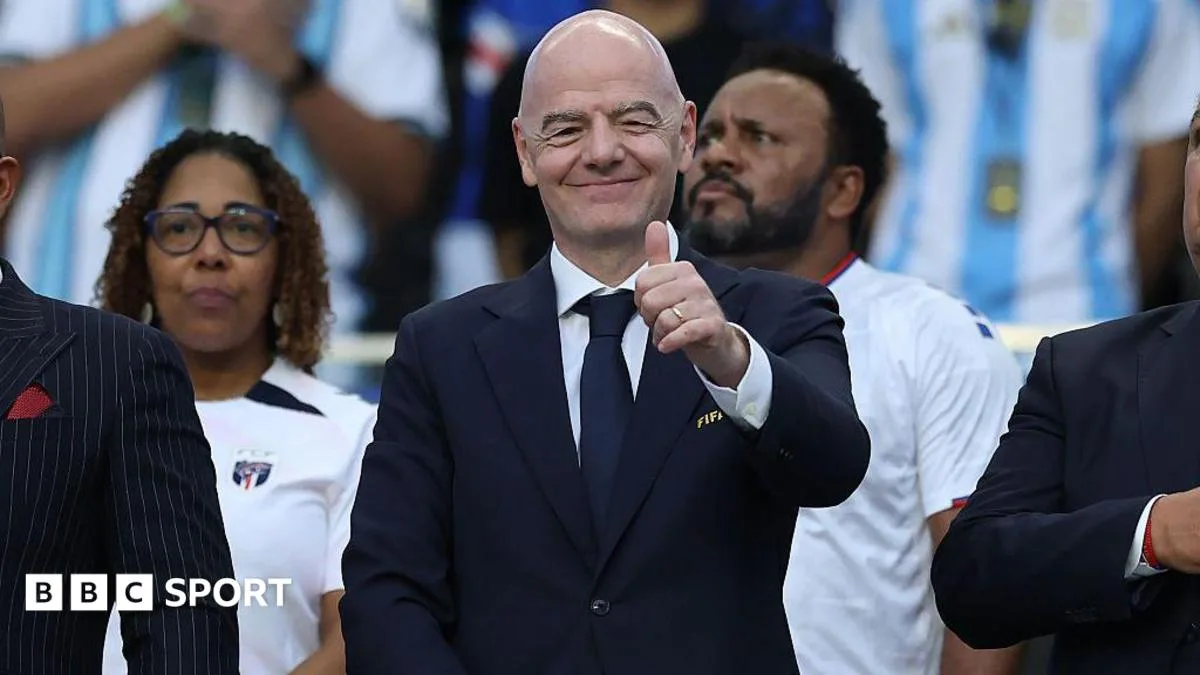 Krisis Kepemimpinan FIFA: Infantino Terpojok, Uefa Siapkan Skenario Lengser