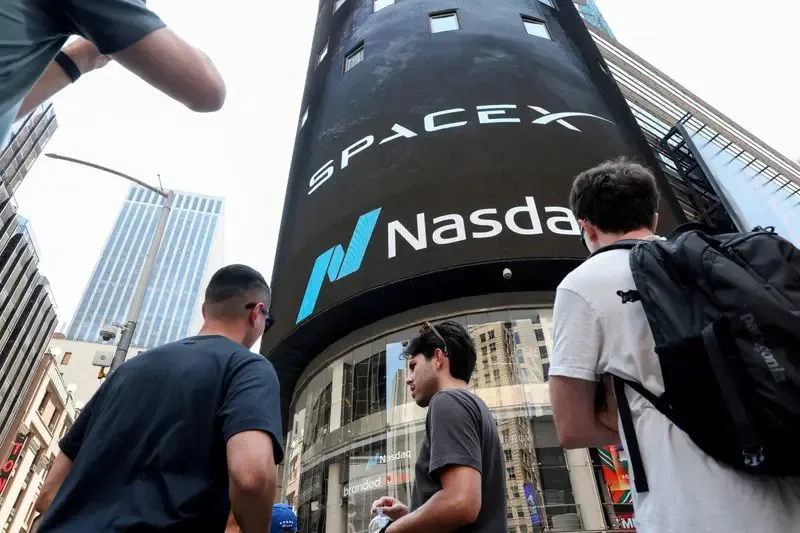 Saham SpaceX Diburu Investor Ritel di Tengah Aksi Jual Pasca-Laporan Laba