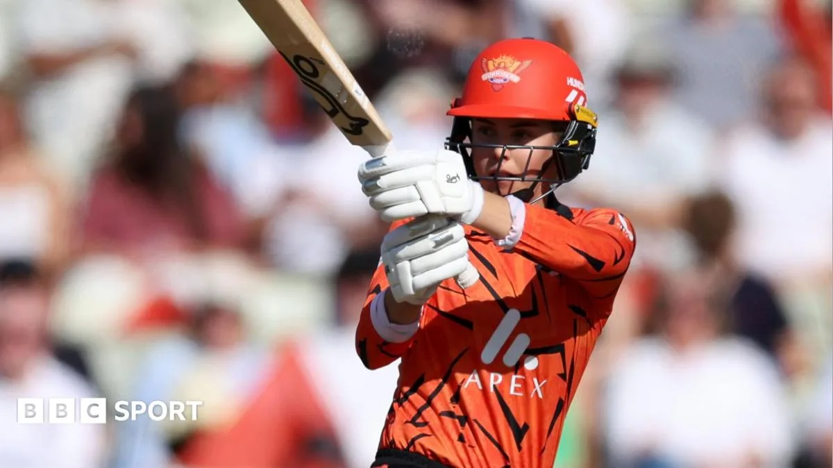 Phoebe Litchfield Bawa Sunrisers ke Posisi Empat, Tiga Tim Tereliminasi dari The Hundred