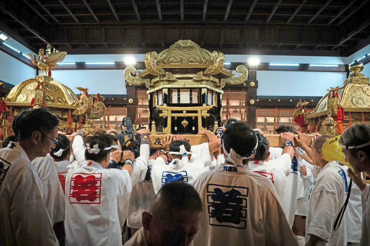 Gion Matsuri: Ribuan Tahun Ritual Melawan Wabah yang Kini Jadi Magnet Wisata Dunia