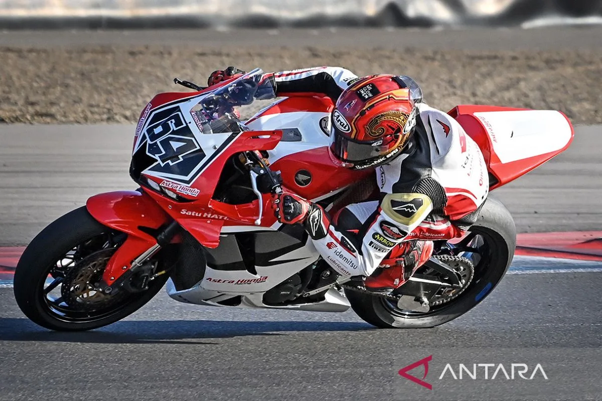 Mario Aji Kembali Gagal Raih Poin di Moto2 Inggris: Posisi 22, Tertinggal 21 Detik dari Pemenang