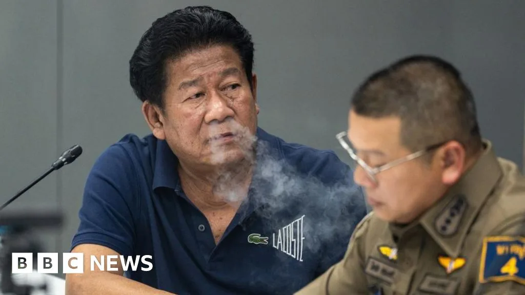 Mantan Anggota Parlemen Thailand Tembak Pejabat Lokal, Lalu Mengaku di Siaran Langsung YouTube