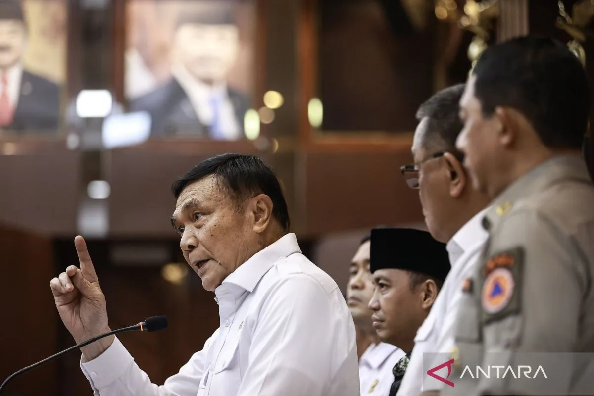 Menanti Awan Hujan: Strategi OMC Jadi Andalan Padamkan Karhutla 107 Ribu Hektare