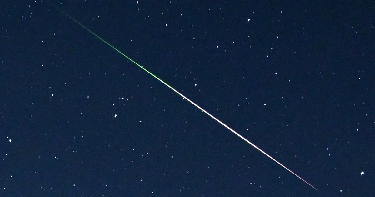 Puncak Hujan Meteor Perseid 2026: 35 Meteor per Jam Siap Menghiasi Langit Malam