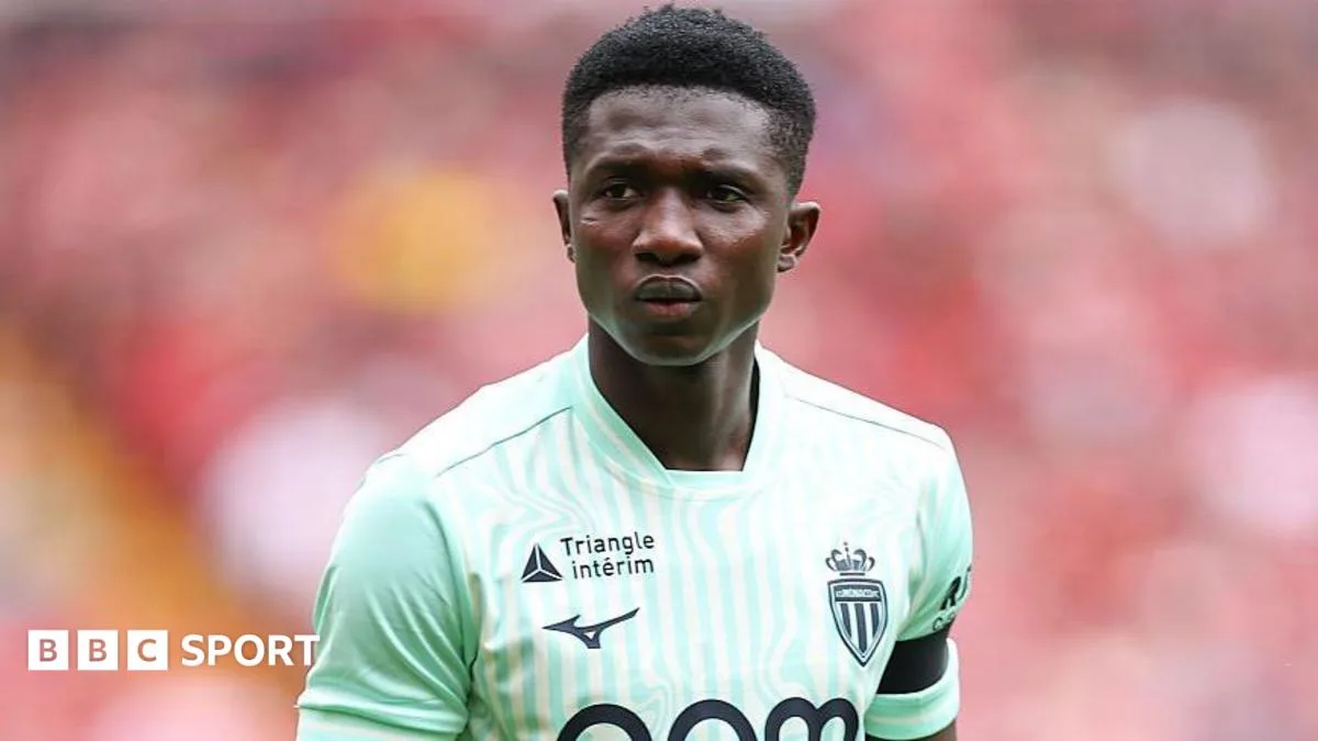 Palace Gagal Bujuk Monaco: Tawaran Rp700 Miliar untuk Camara Ditolak