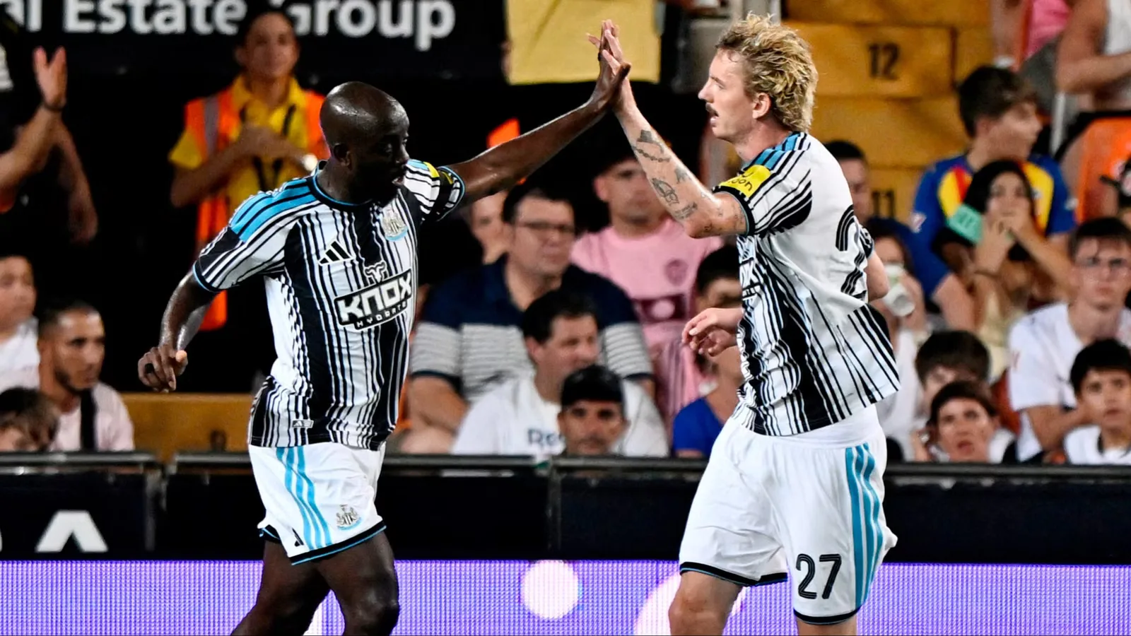 Newcastle Incar Folarin Balogun sebagai 'Isak Baru': Solusi Lini Depan yang Lebih Tajam dari Wissa dan Woltemade?