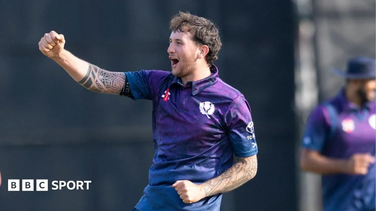 Skotlandia Hancurkan Kanada 170 Run, Debutan Robertson Catat Rekor