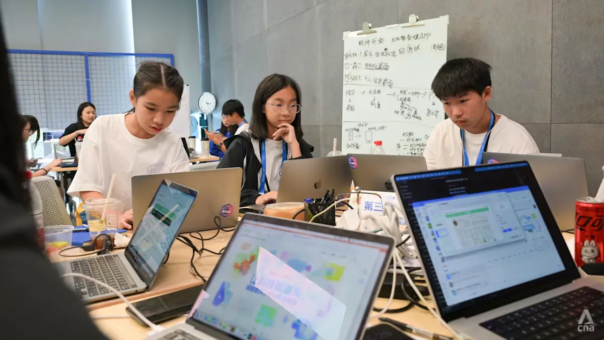 Perang Talenta AI China Merambah ke Anak-Anak: Kamp Coding Berbayar hingga 20.000 Yuan