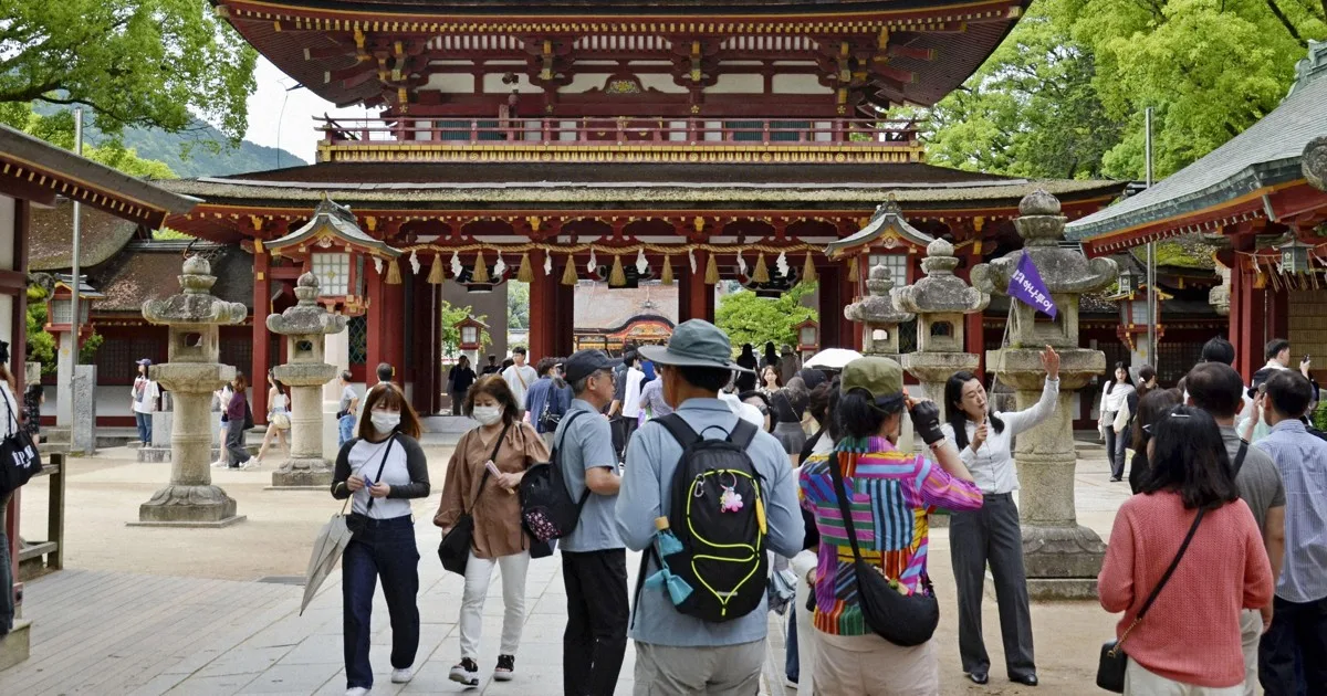 Turis China ke Jepang Anjlok 56%, Pariwisata Negeri Sakura Justru Cetak Rekor Belanja