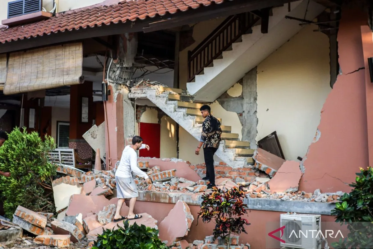 Gempa NTT: Kemenkes Kejar Target RSUD Beroperasi dalam Sepekan, Puskesmas Dua Pekan