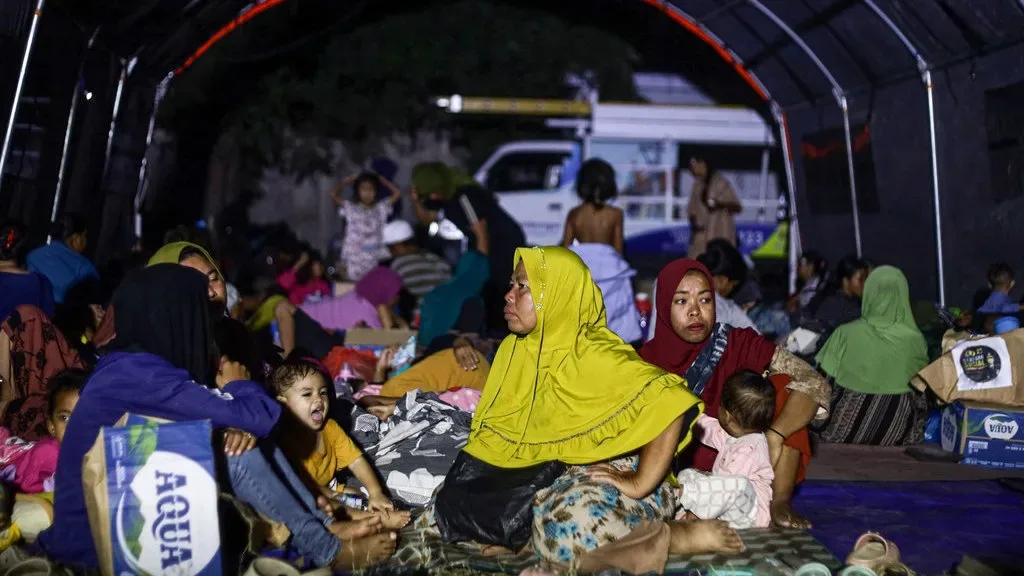 Tiga Gempa dalam 24 Jam Guncang NTT, Sulteng, dan Sumut: Waspada atau Kebetulan?
