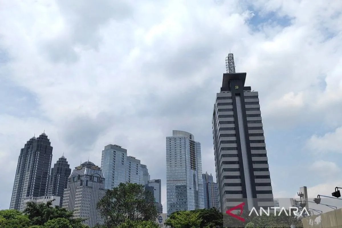 HUT RI di Jakarta Diprediksi Cerah Berawan, tapi El Nino Mengintai di Balik Kemeriahan