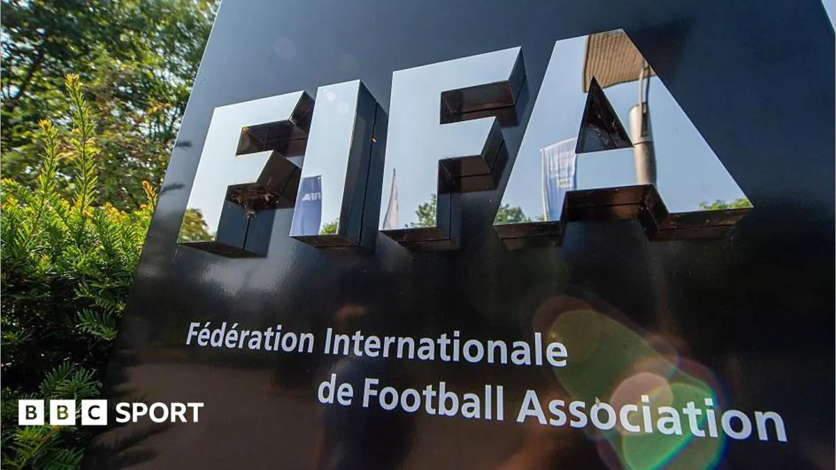 FIFA Pecat COO Kevin Lamour: Kritik ke Infantino Berujung Pemecatan?