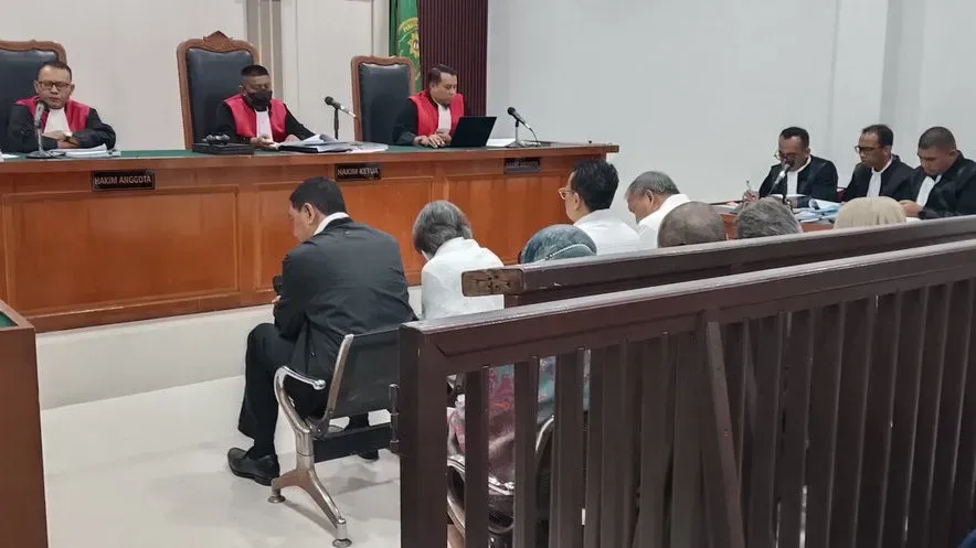 Sidang Perdana Kasus Kredit Sawit Rp922 M: Delapan Eks Staf Bank BUMN Hadapi Dakwaan