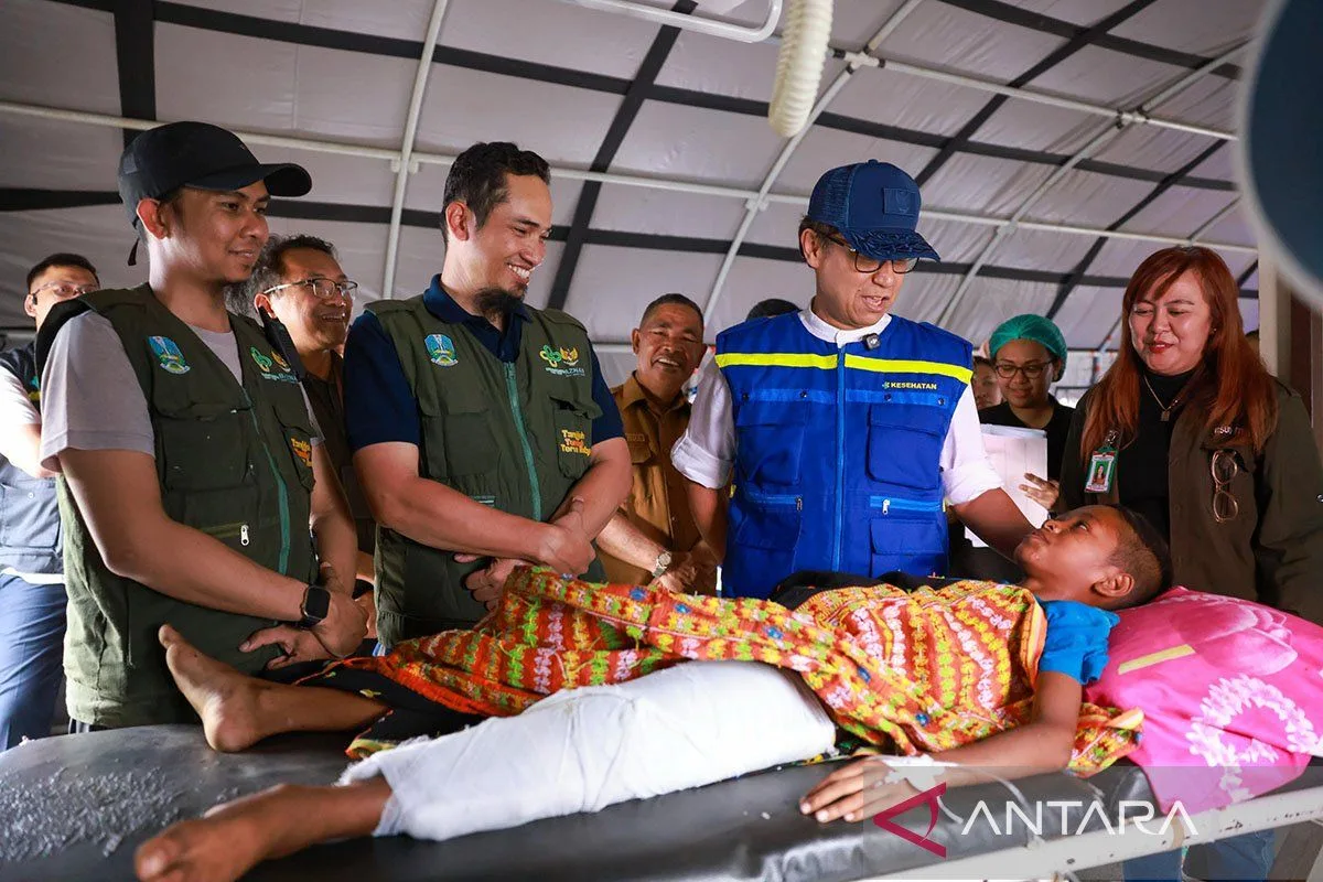 Stok Obat NTT Dipastikan Aman 5 Hari, Satgas Bencana Siagakan Tim Medis Darurat
