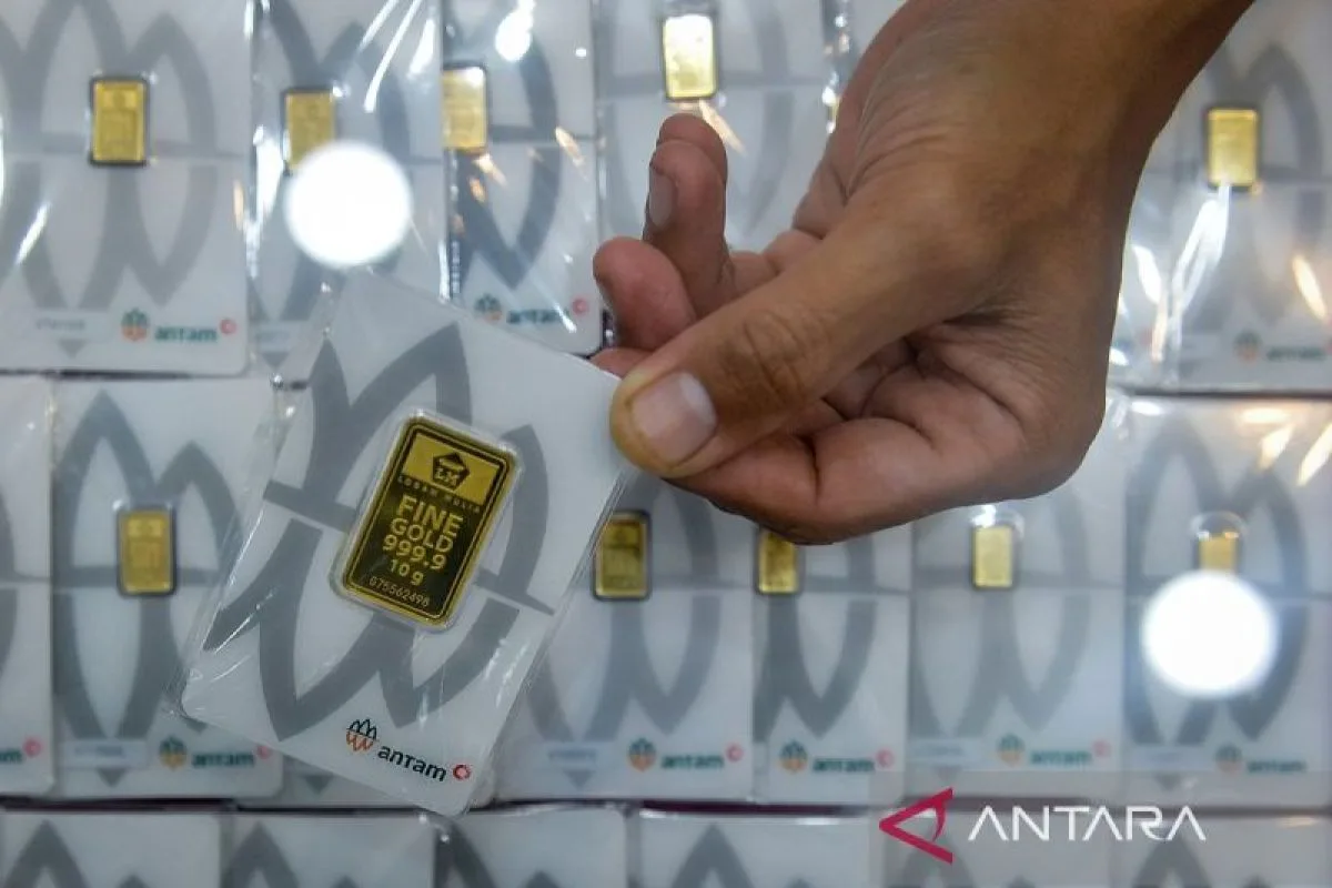 Harga Emas Antam Tembus Rp2,725 Juta per Gram, Rekor Baru di Tengah Ketidakpastian Global