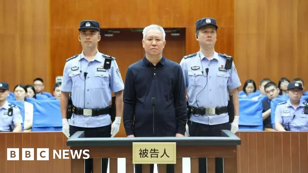 Hukuman Seumur Hidup bagi Pendiri Evergrande: Akhir dari Kerajaan Properti China yang Runtuh