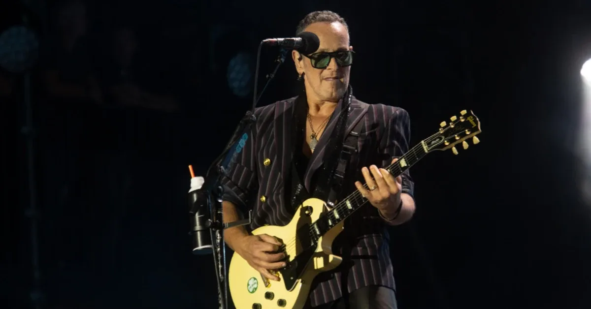 Kanker Kambuh, Gitaris Def Leppard Vivian Campbell Tetap Melaju: 'Hidup untuk yang Hidup'