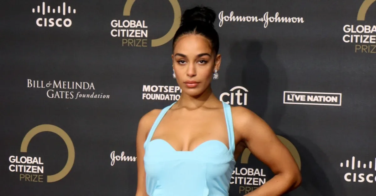 Jorja Smith Buka Suara: Ketenaran Terasa Menyesakkan bagi Penyanyi Berjiwa Kampung