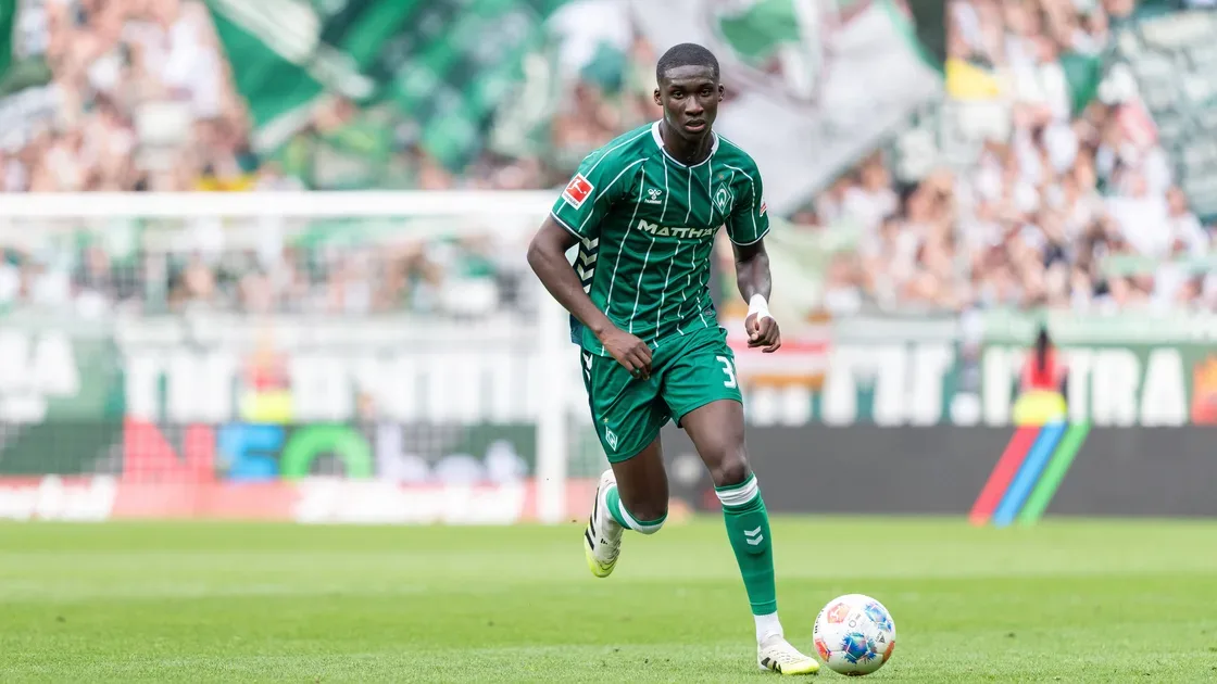 Werder Bremen Lepas Karim Coulibaly ke Strasbourg: Strategi Finansial di Tengah Regenerasi Skuad